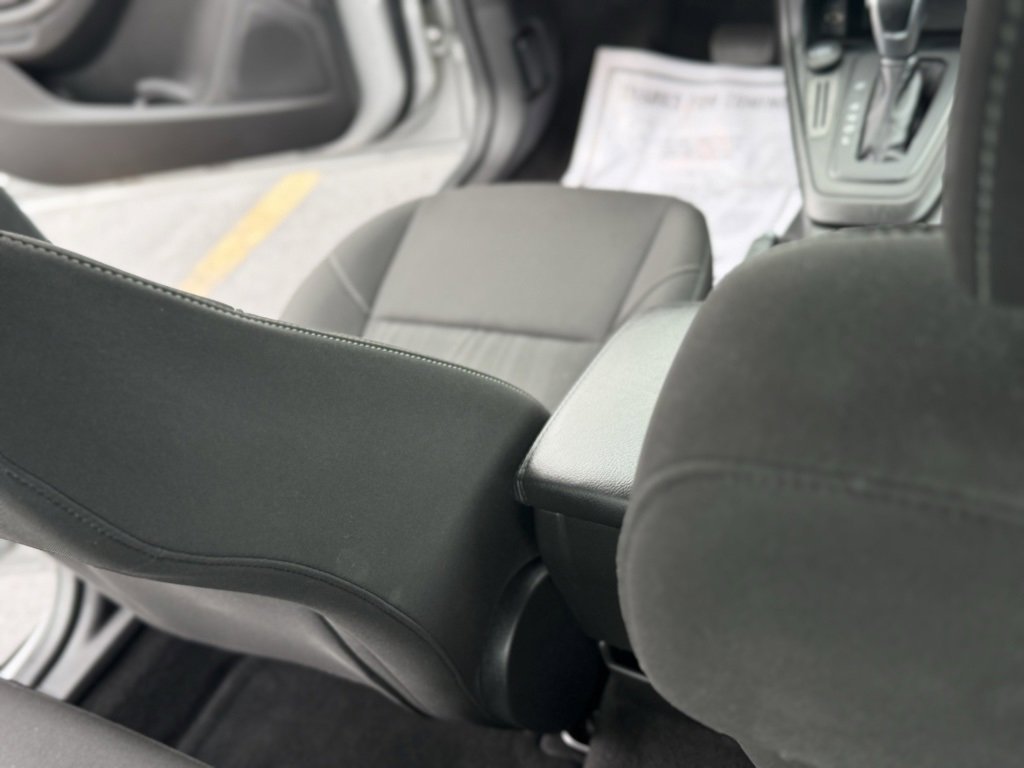Used 2018 Ford Focus SE image 12