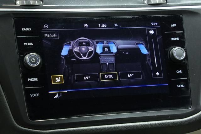 Certified 2023 Volkswagen Tiguan SE FWD image 14