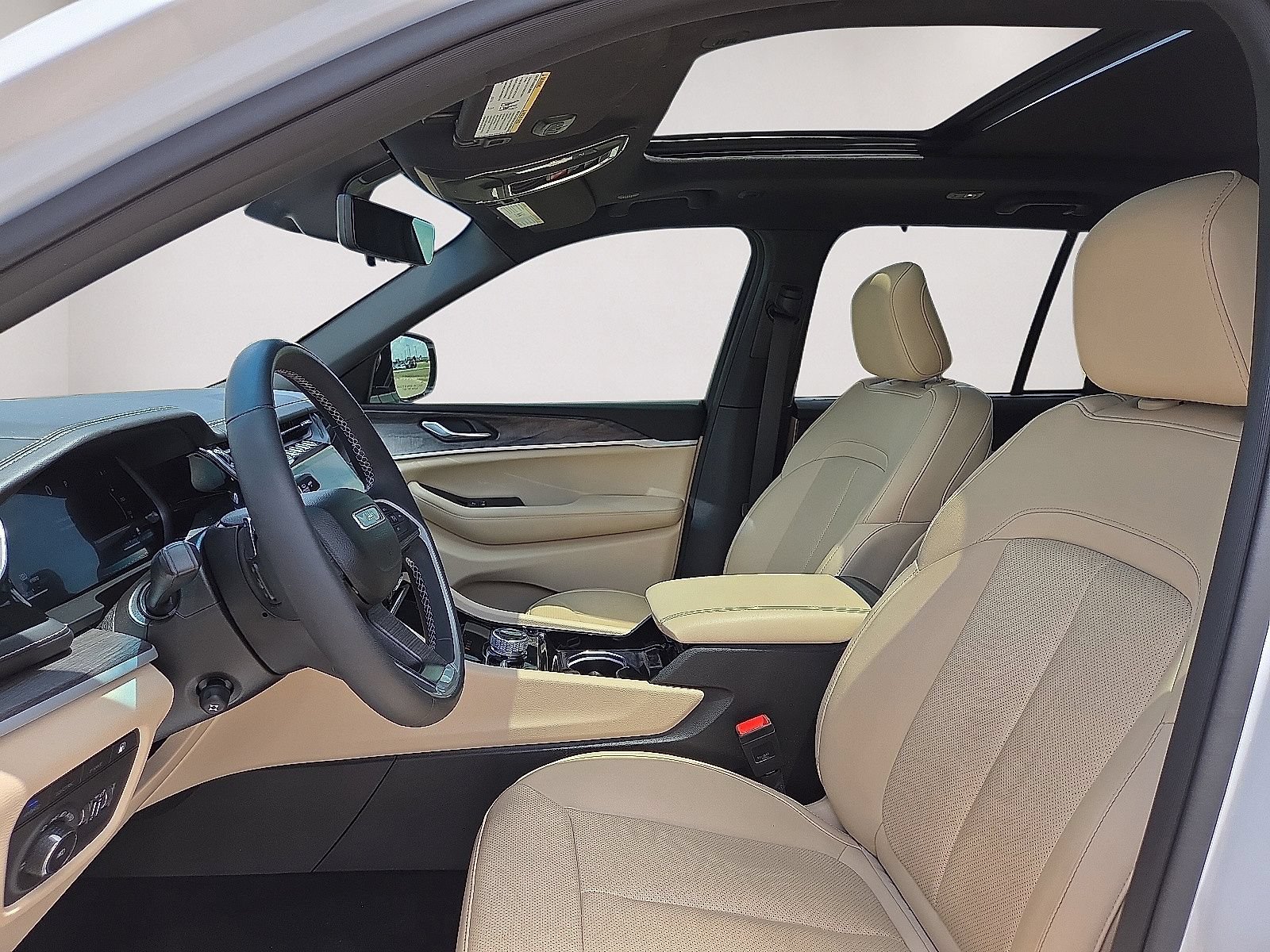 Used 2022 Jeep Grand Cherokee Limited 4xe w/ Luxury Tech Group II AWD/4WD image 24