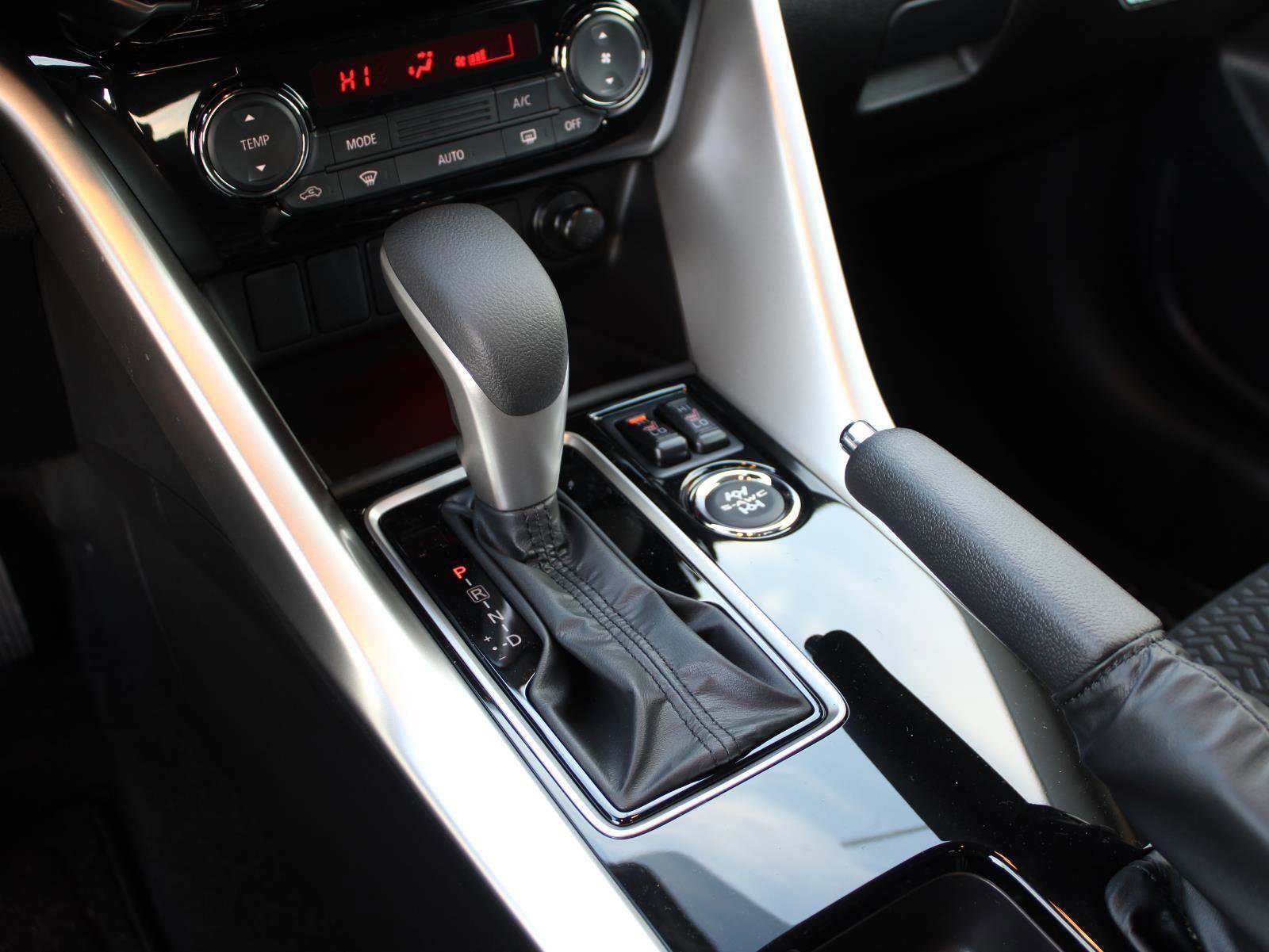 New 2026 Mitsubishi Eclipse Cross LE image 14