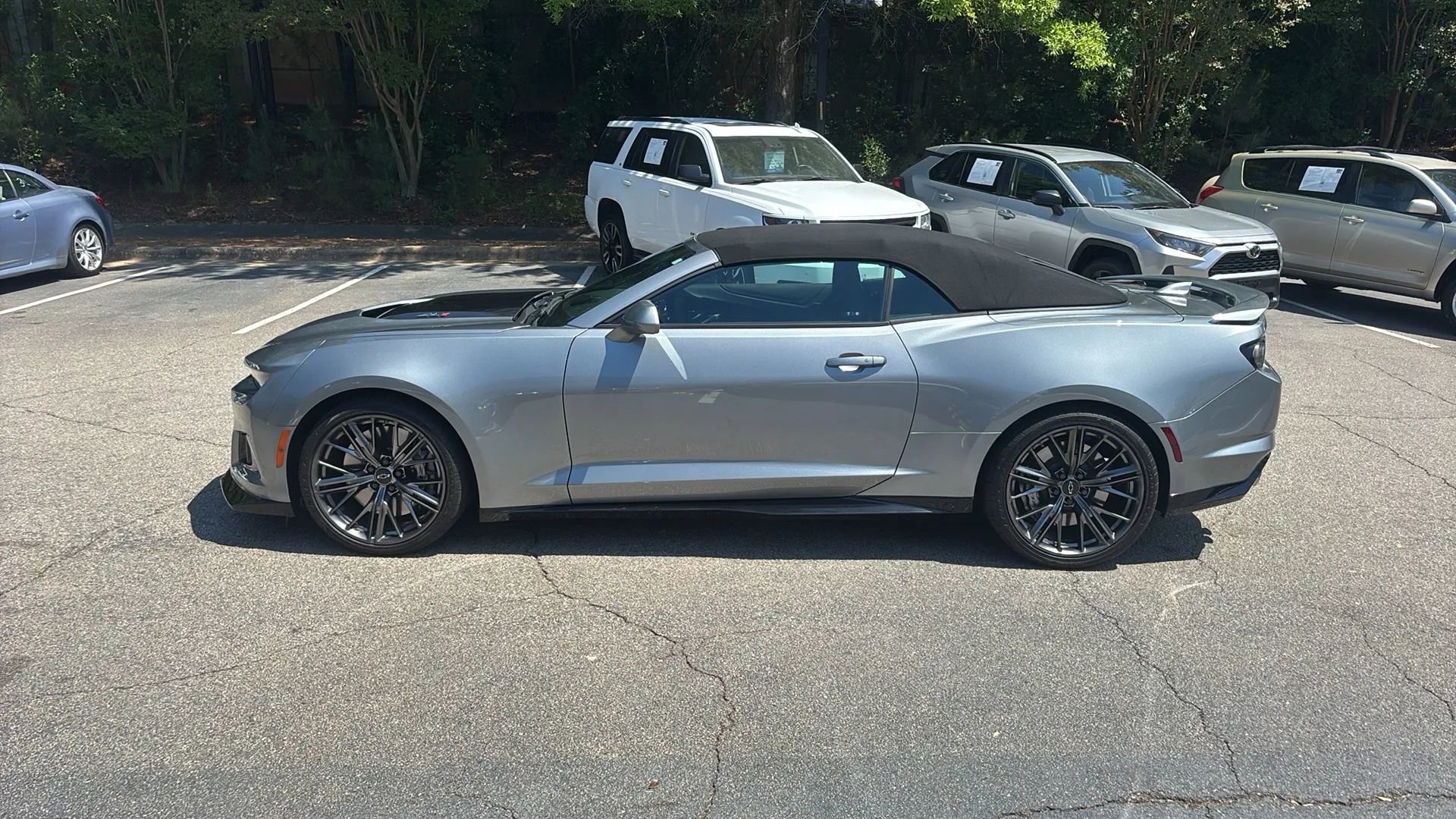 Used 2023 Chevrolet Camaro ZL1 RWD image 8