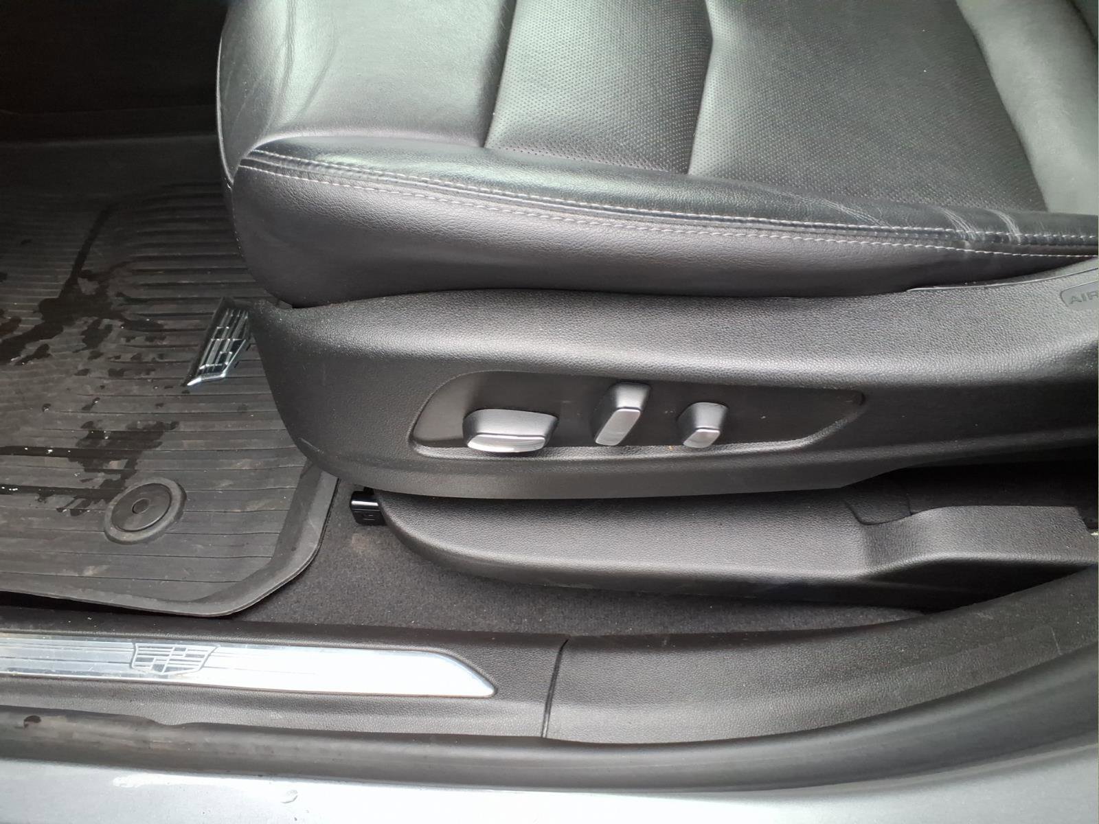 Used 2020 Cadillac XT5 Premium Luxury image 17