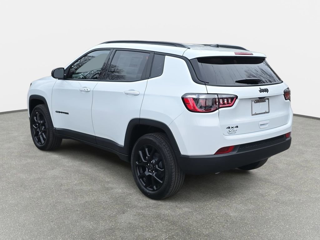 New 2026 Jeep Compass Latitude image 7