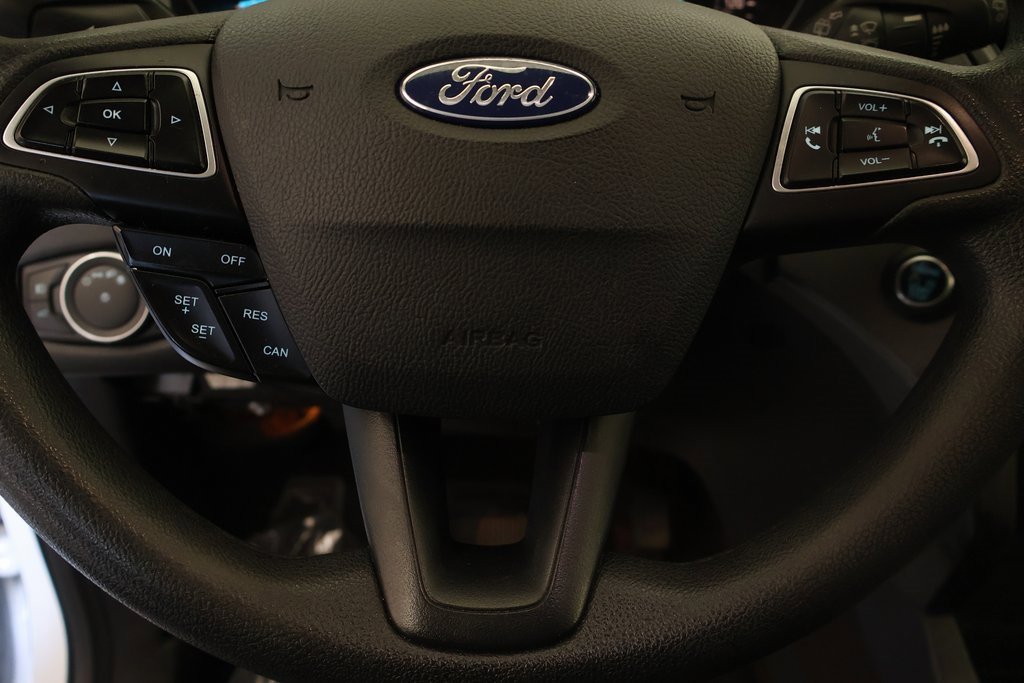 Used 2019 Ford Escape SE image 16