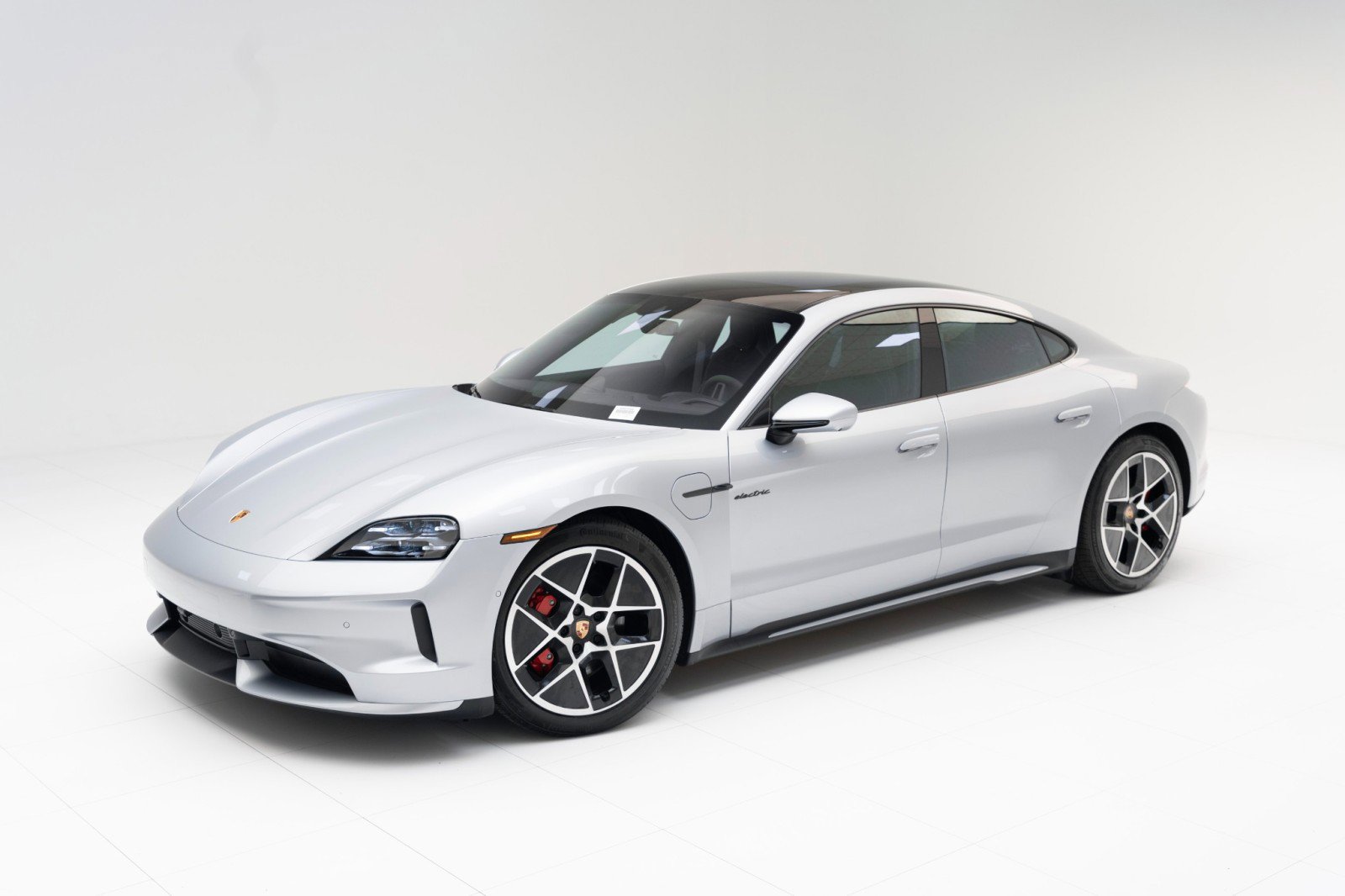 New 2025 Porsche Taycan 4S