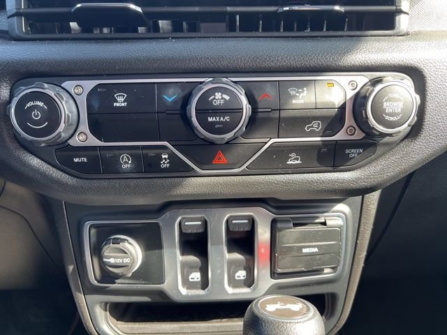 Certified 2025 Jeep Wrangler Sport AWD/4WD image 23