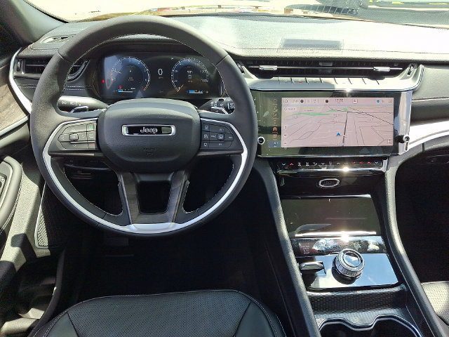 New 2026 Jeep Grand Cherokee L Limited AWD/4WD image 7