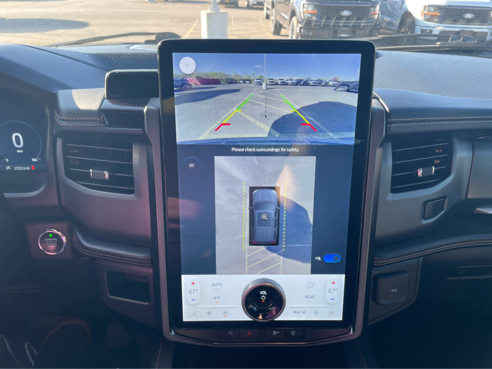 Used 2023 Ford Expedition Platinum image 25