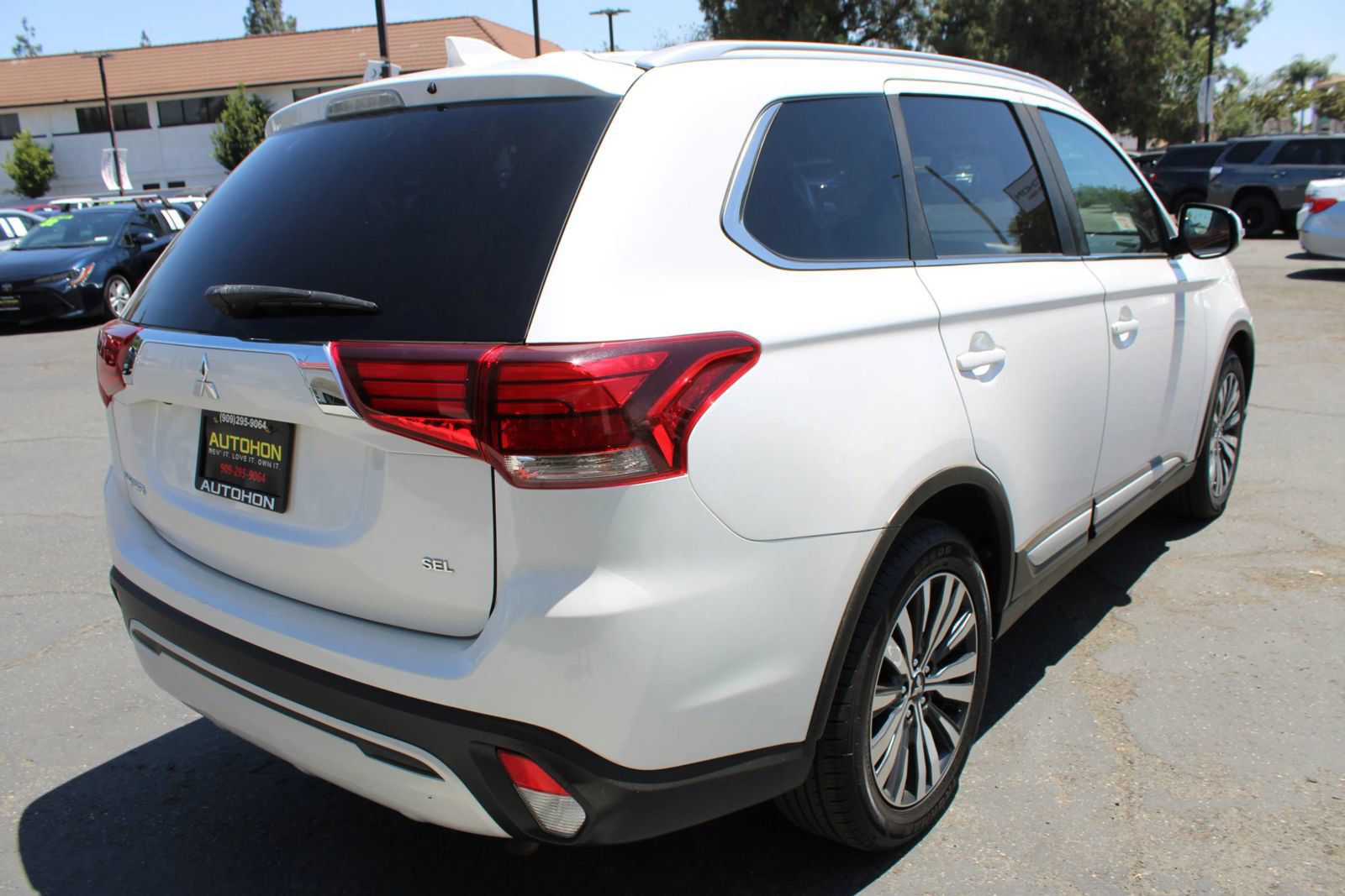 Used 2020 Mitsubishi Outlander SEL FWD image 34