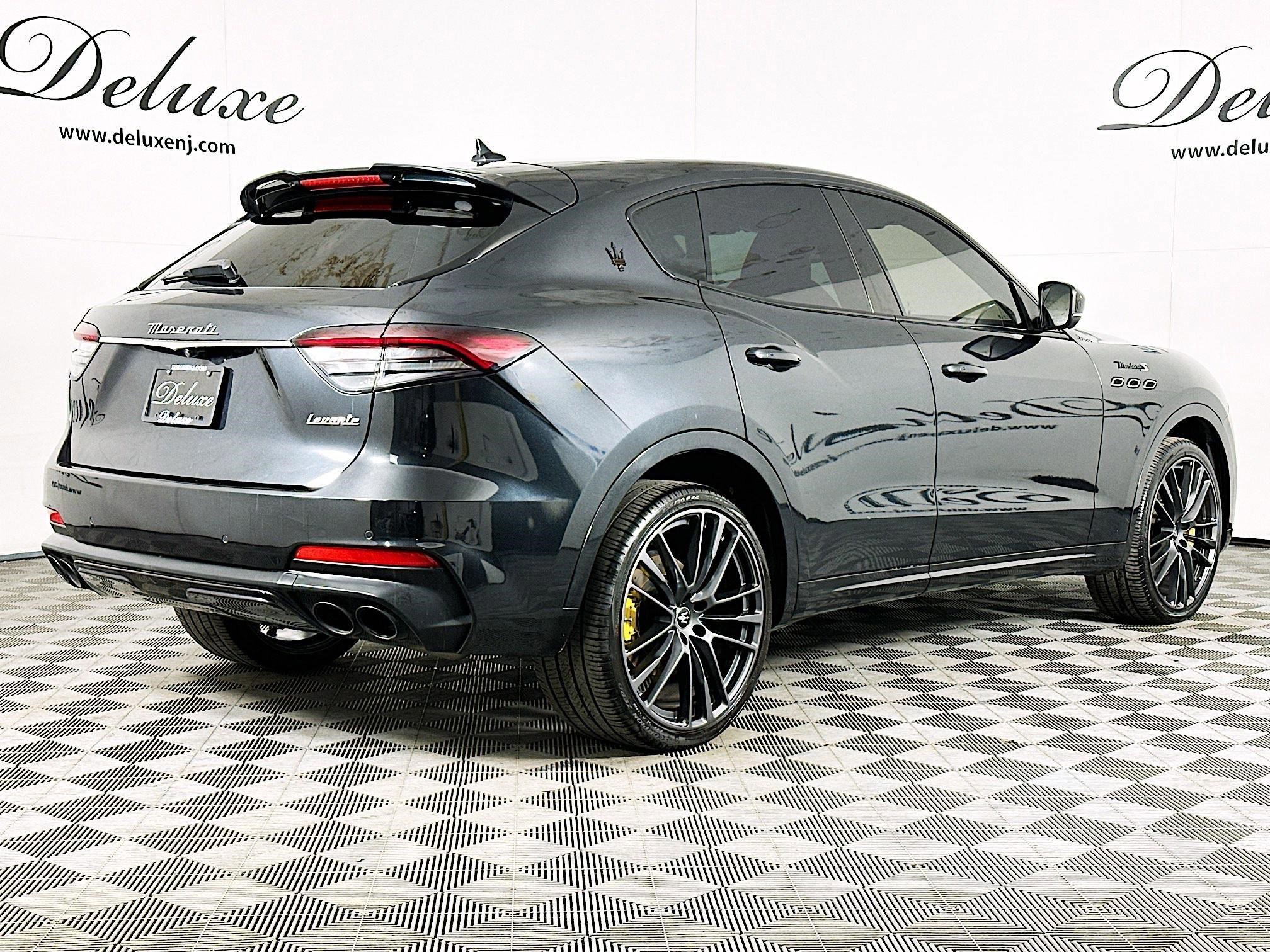 Used 2022 Maserati Levante Modena S image 6