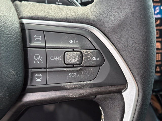 New 2026 Jeep Grand Cherokee Limited w/ Limited Altitude Package AWD/4WD image 19