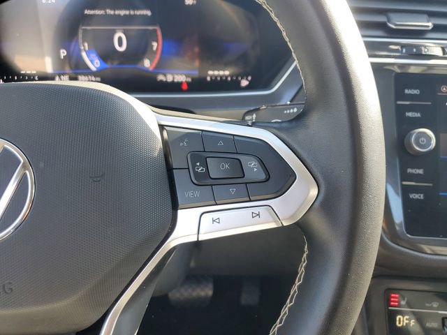 Used 2024 Volkswagen Tiguan SE image 27
