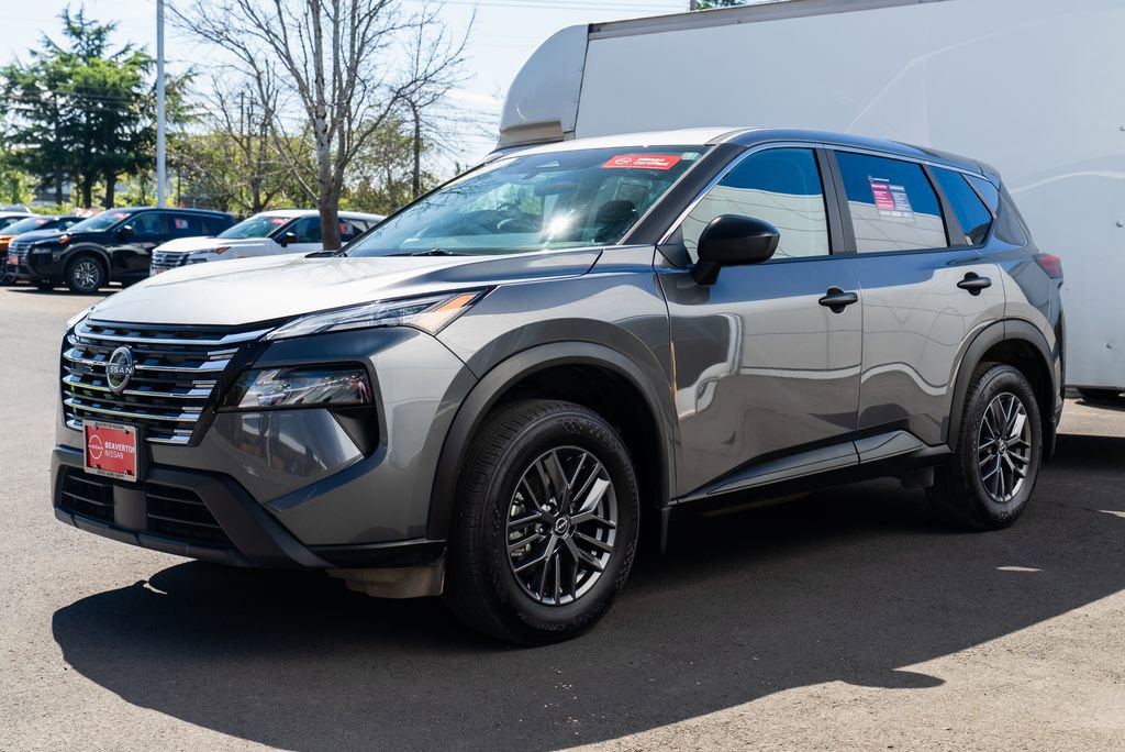 Certified 2025 Nissan Rogue S image 3