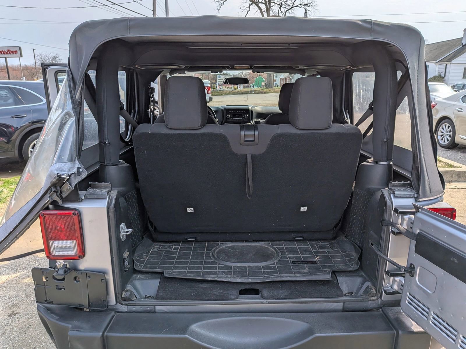 Used 2016 Jeep Wrangler Sport w/ Connectivity Group image 26