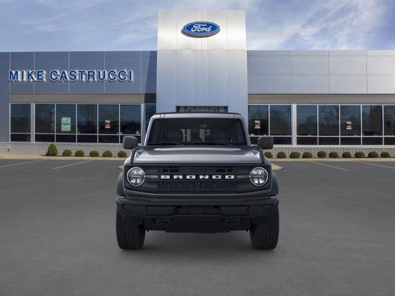 New 2025 Ford Bronco Base image 6