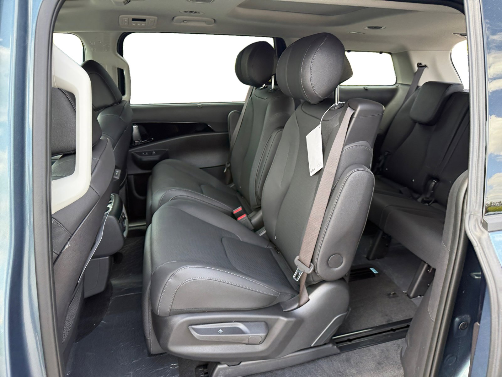 New 2026 Kia Carnival SX Prestige FWD image 16