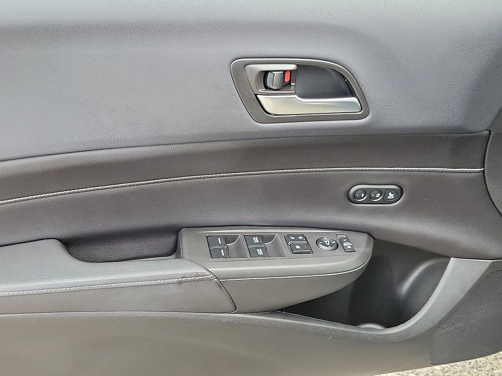 Certified 2020 Acura ILX w/ Technology Package image 12