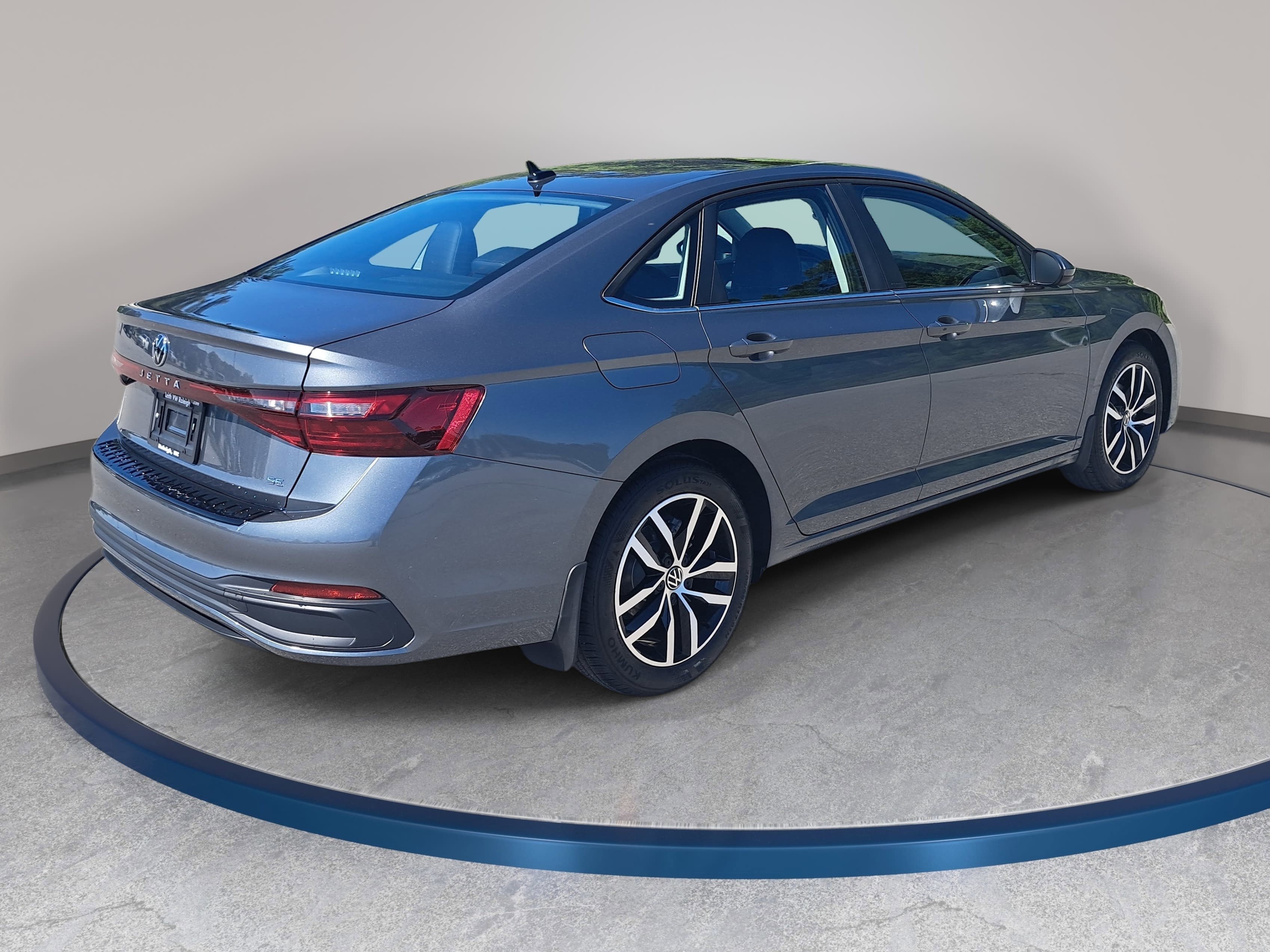 New 2026 Volkswagen Jetta SE FWD image 5