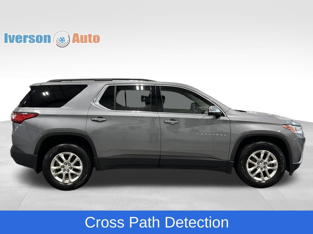 Used 2020 Chevrolet Traverse LT w/ Driver Confidence II Package AWD/4WD image 10