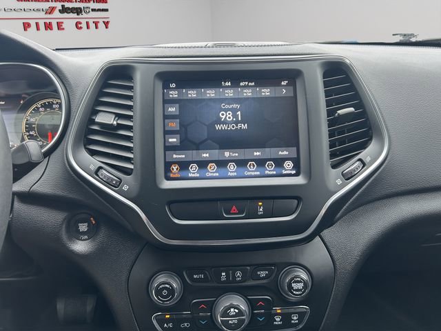Used 2022 Jeep Cherokee Latitude Lux AWD/4WD image 18