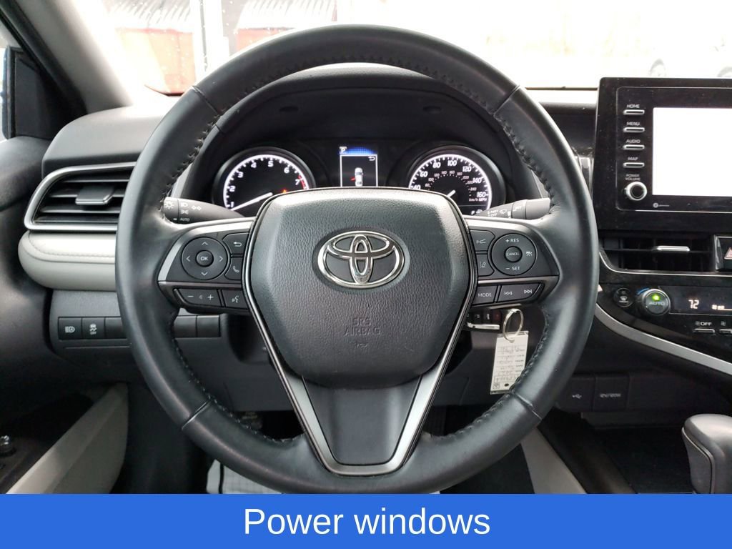 Used 2023 Toyota Camry SE image 11