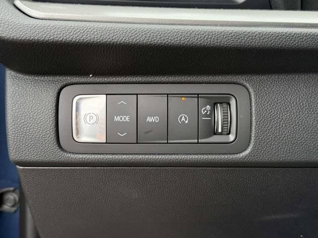 Used 2026 Chevrolet Traverse LT AWD/4WD image 19