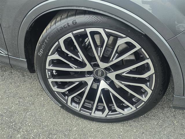New 2025 Audi SQ7 Premium Plus image 31