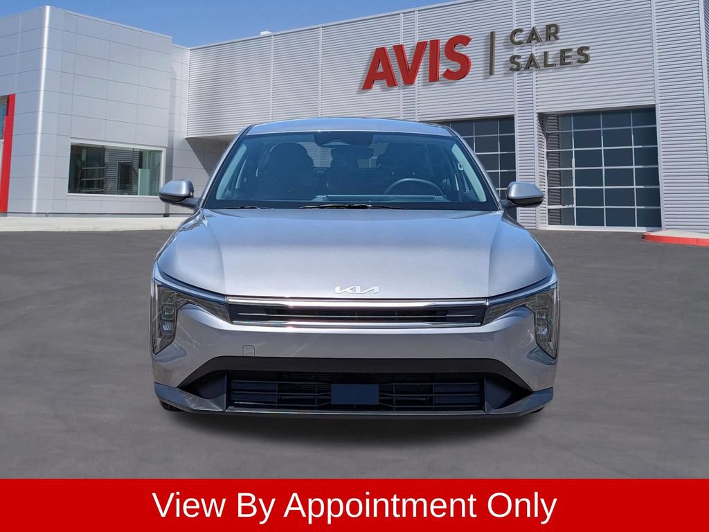 Used 2025 Kia K4 FWD image 2