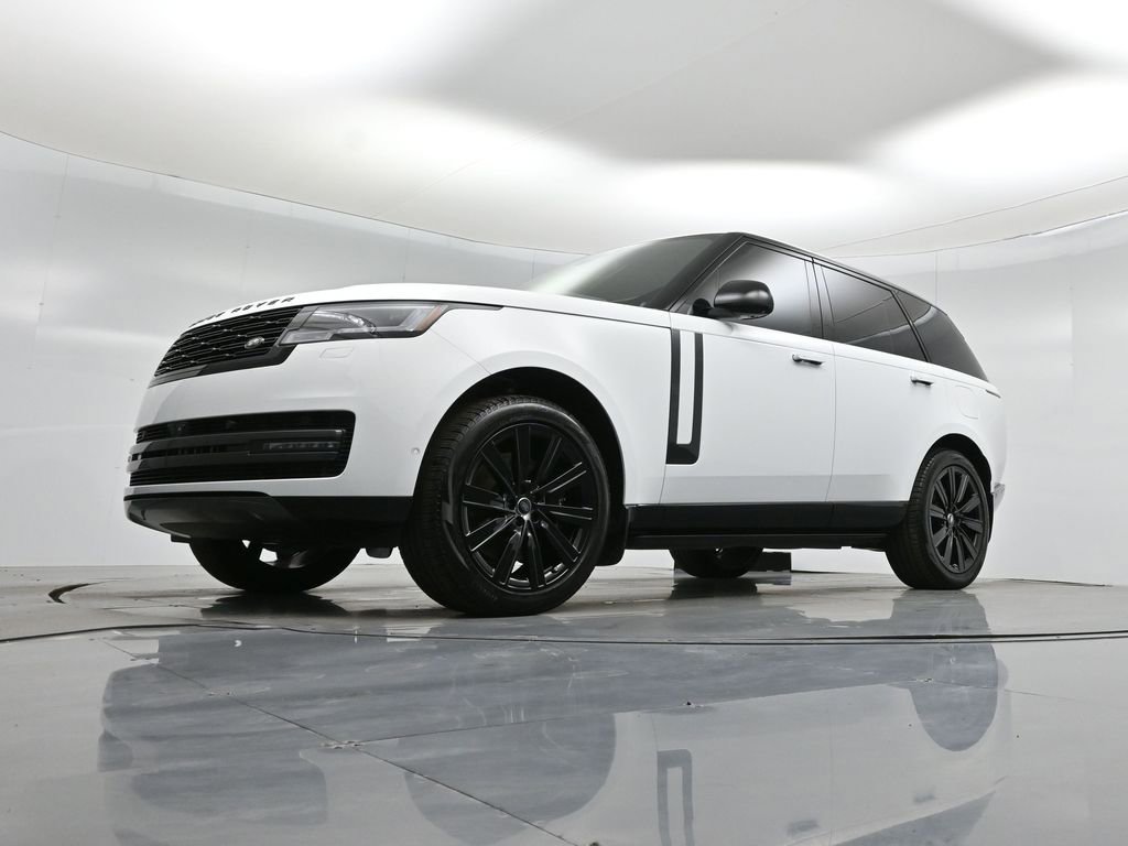 Used 2025 Land Rover Range Rover SE image 41