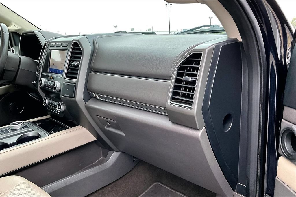 Used 2021 Ford Expedition XLT AWD/4WD image 15