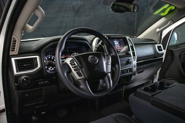 Used 2021 Nissan Titan SV w/ Accessory Utility Package image 23