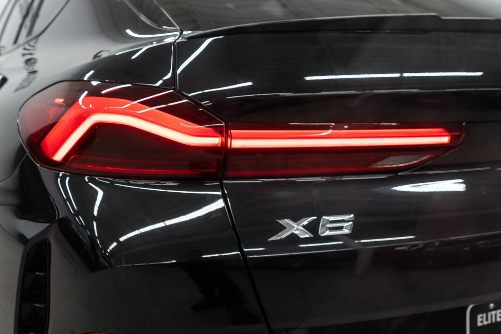 Used 2025 BMW X6 xDrive40i w/ Climate Comfort Package image 48