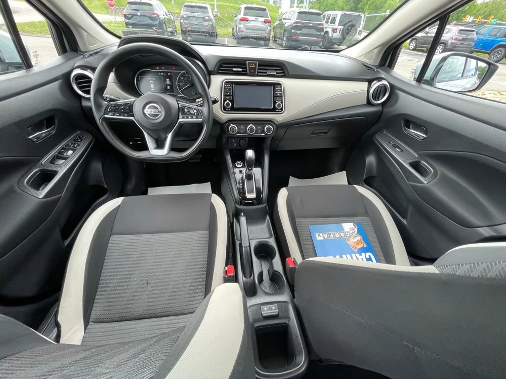 Used 2021 Nissan Versa SV FWD image 18