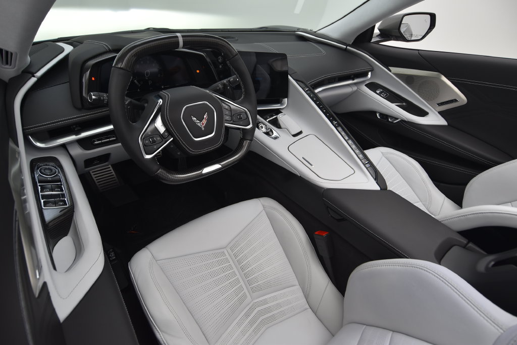Used 2024 Chevrolet Corvette Z06 RWD image 55