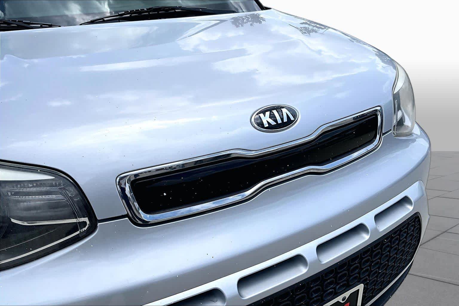 Used 2016 Kia Soul ! FWD image 28