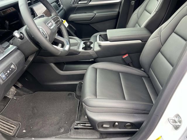 New 2026 GMC Terrain Elevation w/ Elevation Premium Package image 17