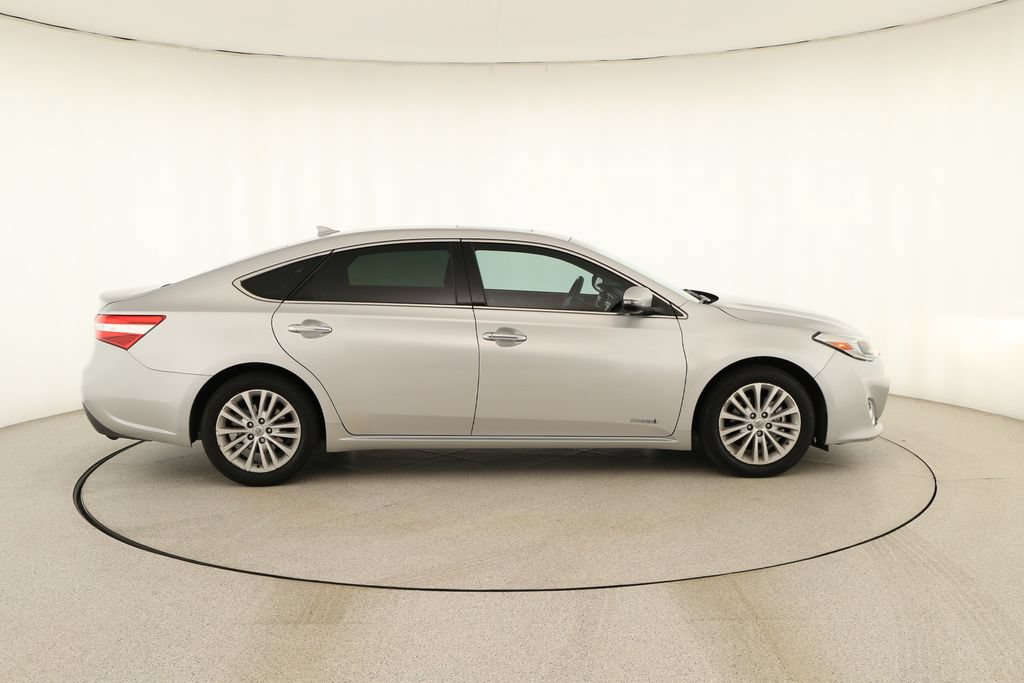 Used 2014 Toyota Avalon Limited w/ Technology Package FWD image 8