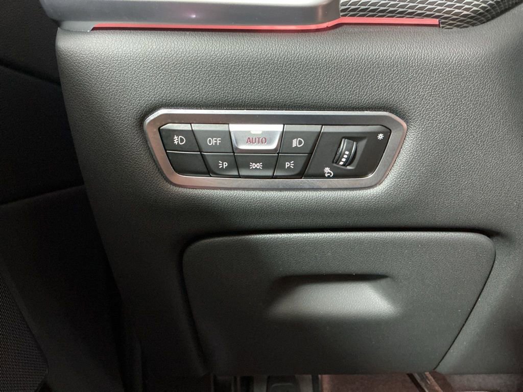 Used 2021 BMW X6 sDrive40i w/ M Sport Package image 22