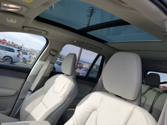 New 2026 Volvo XC90 T8 Ultra w/ Protection Package Premier AWD/4WD image 6