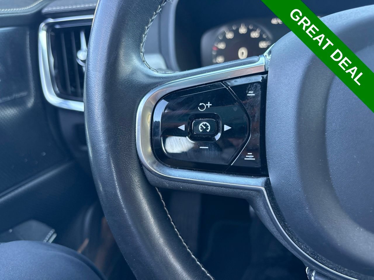 Used 2021 Volvo S90 T6 R-Design w/ Advanced Package AWD/4WD image 24