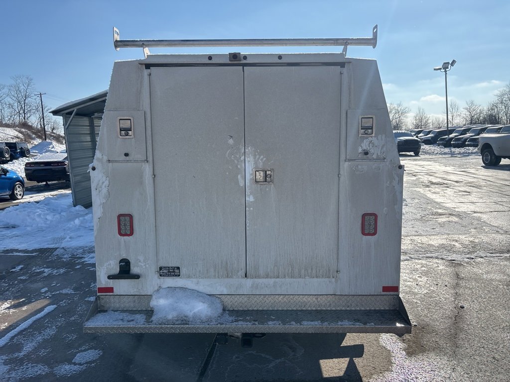 Used 2024 Ford E-350 and Econoline 350 Super Duty w/ Power Windows & Locks Group image 6