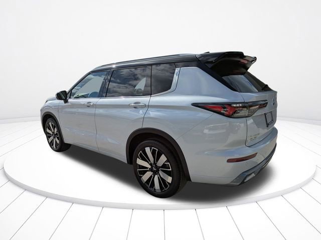 New 2026 Mitsubishi Outlander SEL image 6
