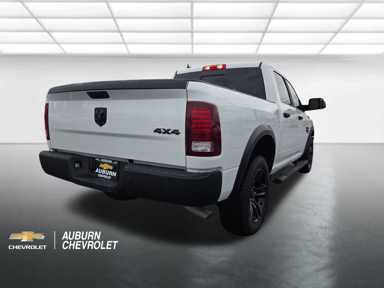 Used 2023 RAM 1500 Classic Warlock w/ Trailer Tow Group AWD/4WD image 3