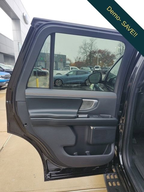 New 2025 Ford Expedition Tremor image 36