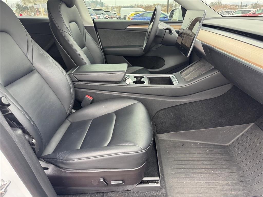 Used 2023 Tesla Model Y Long Range image 8