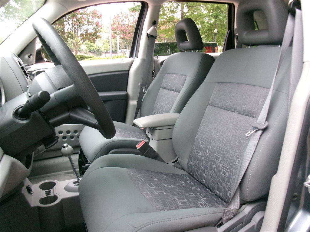 Used 2009 Chrysler PT Cruiser FWD image 9