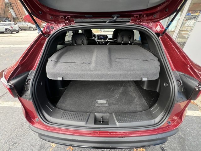 Used 2024 Chevrolet Trax RS image 36