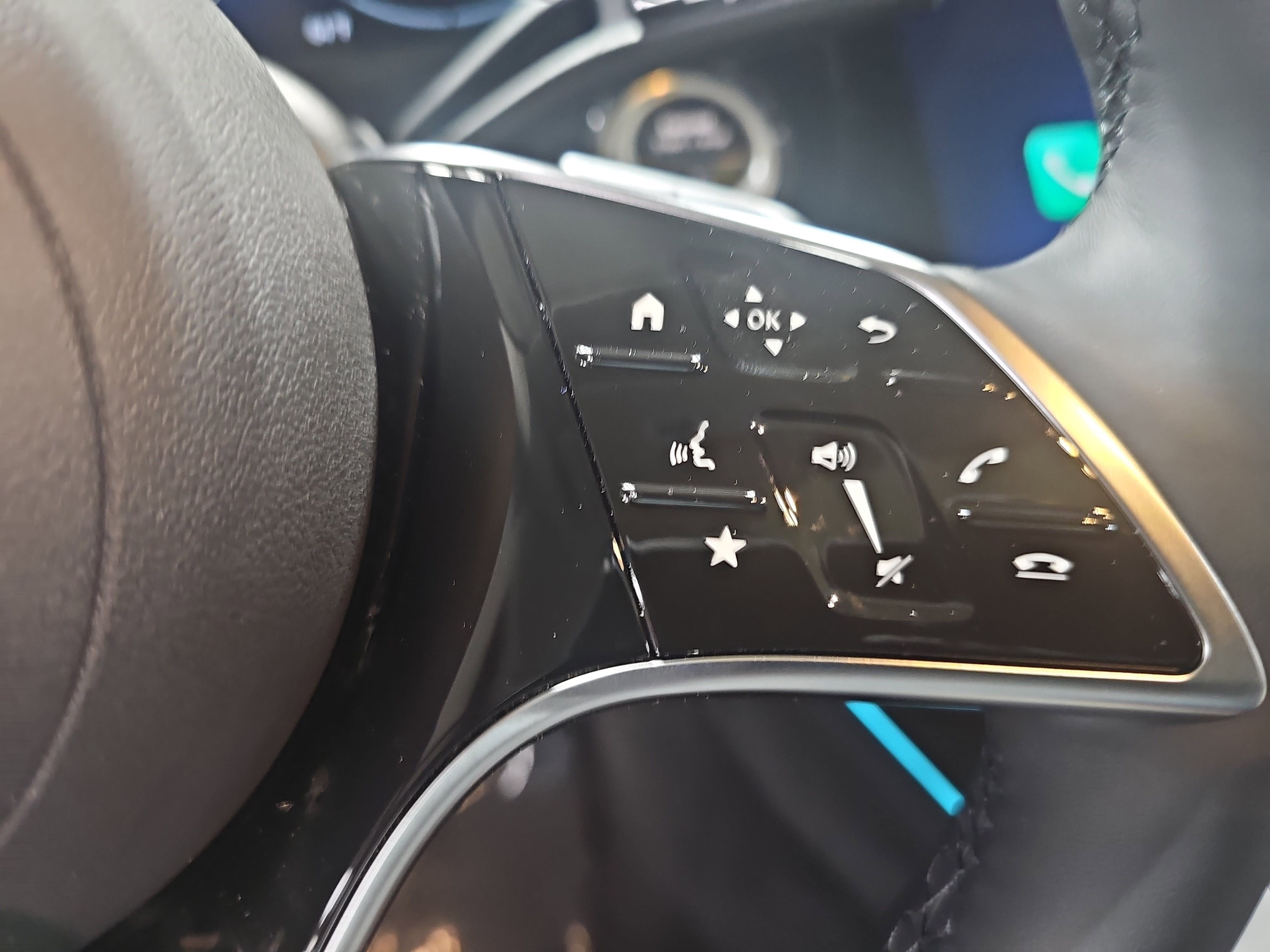 New 2026 Mercedes-Benz E 350 4MATIC Sedan image 19