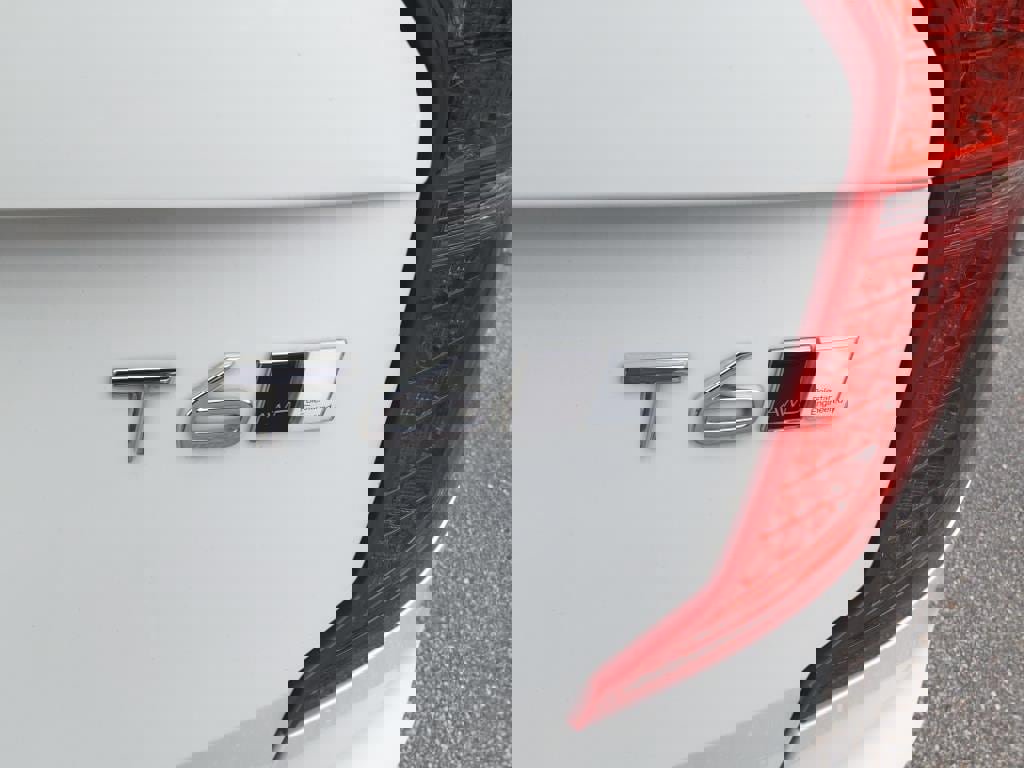 Certified 2022 Volvo XC90 T6 Inscription w/ Advanced Package image 6