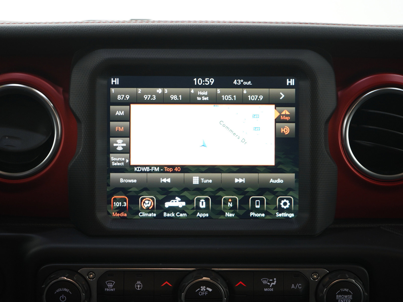 Used 2020 Jeep Gladiator Rubicon w/ Dual Top Group AWD/4WD image 19